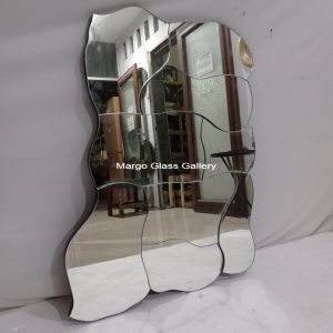 MG 004655 Cermin Uk 99 x 76 cm – Artisan handcrafted mirror premium quality glass with ornate frame handcrafted in Indonesia
