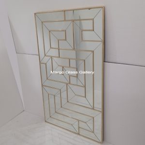 MG 004673 modren mirror list gold leaf Uk 160 cm x 95 cm – Artisan decorative mirror mirror premium quality glass with ornate frame handcrafted in Indonesia