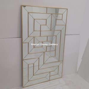 MG 004673 modren mirror list gold leaf Uk 160 cm x 95 cm – Handcrafted decorative mirror mirror premium quality glass with ornate frame handcrafted in Indonesia