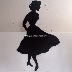 MG 004677 Venetian style Retro Figural Lady Mirror Uk 180 cm x 110 cm – Artisan venetian mirror hand-etched glass with ornate frame handcrafted in Indonesia