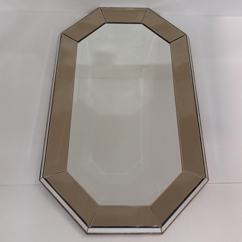 MG 004695 Modern mirror Octagon 120 cm x 70 cm – Handcrafted decorative mirror mirror premium quality glass with ornate frame handcrafted in Indonesia