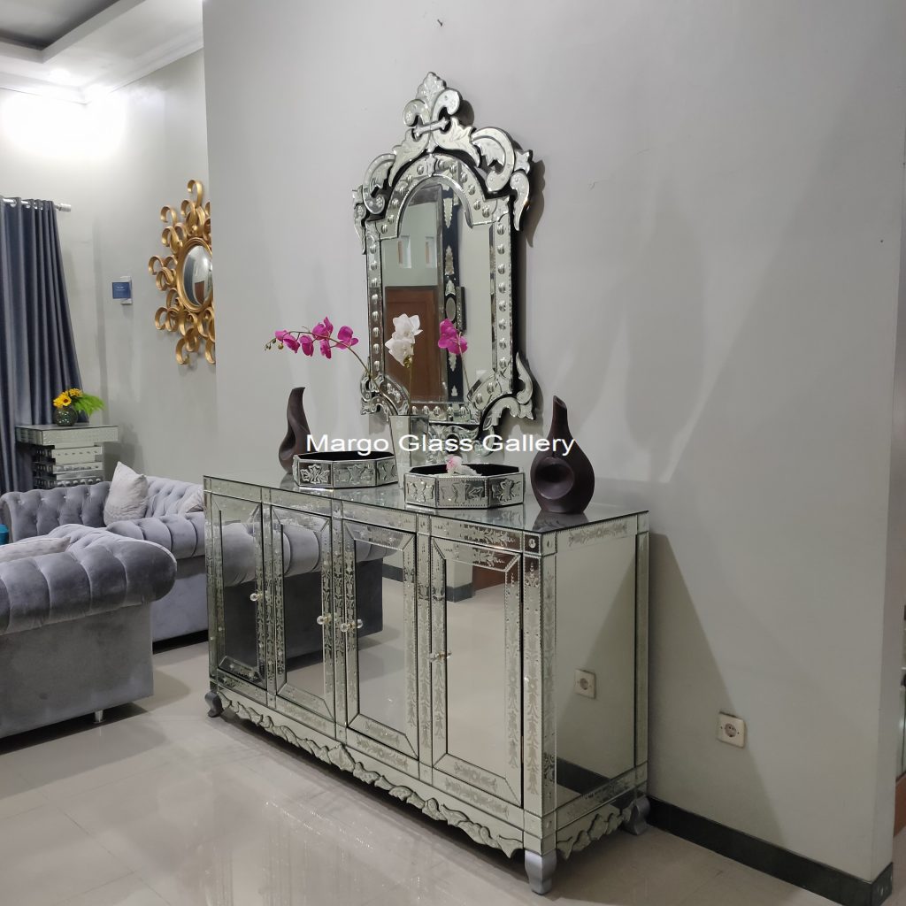 MG 006248 Cabinet 160x50x110