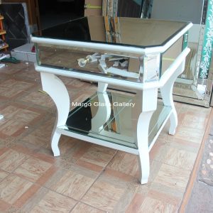 MG 006254 Nakas white 60x50x60H – Elegant handcrafted mirror premium quality glass with ornate frame handcrafted in Indonesia