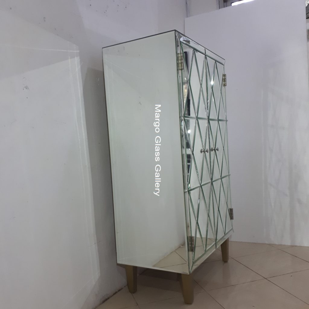 MG 006264 Cabinet large mirror Wdh 100x50x150cm – Elegant decorative mirror mirror premium quality glass with ornate frame handcrafted in Indonesia