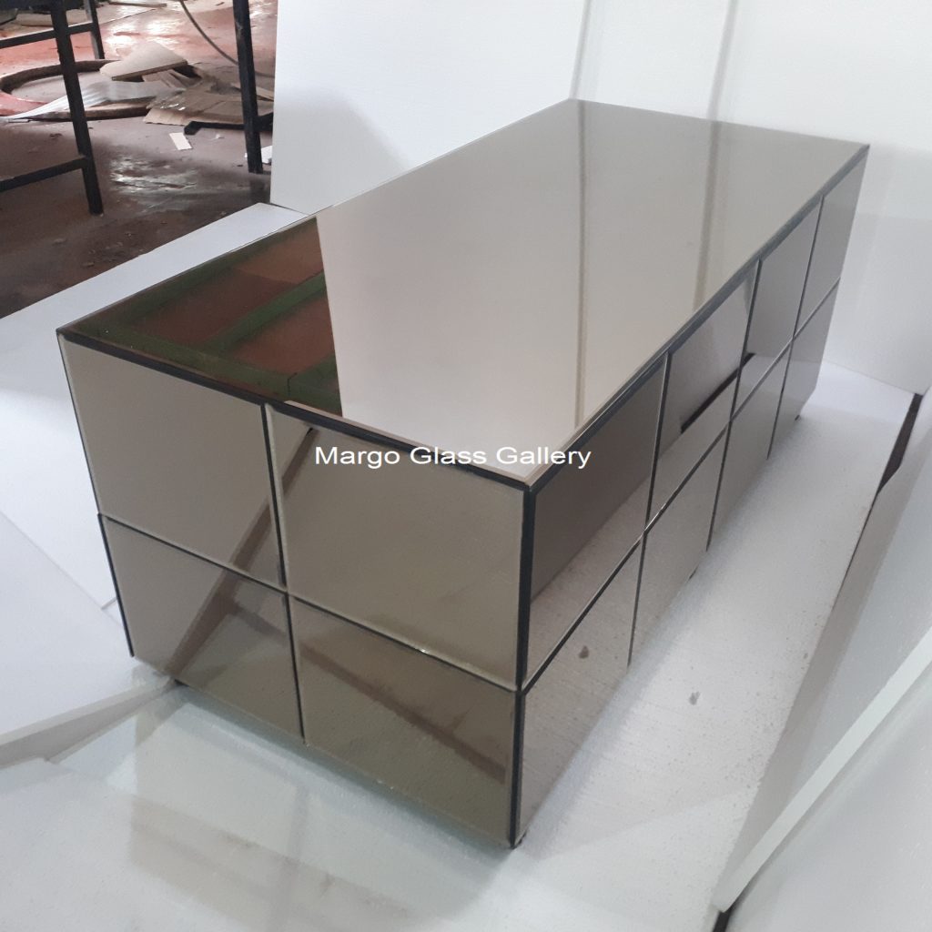 MG 006271 Table Living Room 130x60x50 WDH brown Mirror – Classic decorative mirror mirror premium quality glass with ornate frame handcrafted in Indonesia