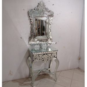 MG 006289 UK 135 cm x 75 cm Dan Furniture 70 cm x 40 cm 90 cm – Handcrafted handcrafted mirror premium quality glass with ornate frame handcrafted in Indonesia