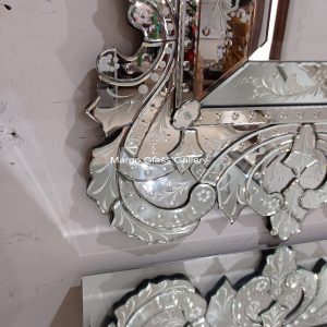 MG 006289 UK 135 cm x 75 cm Dan Furniture 70 cm x 40 cm 90 cm – Elegant handcrafted mirror premium quality glass with ornate frame handcrafted in Indonesia