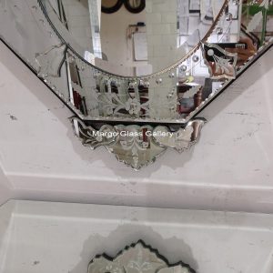 MG 006291 Mirror 115 cm x 65 cm Dan 70 cm x 40 cm x 90 cm – Handcrafted decorative mirror mirror premium quality glass with ornate frame handcrafted in Indonesia