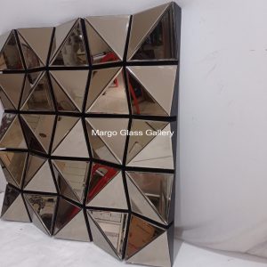 MG 065042 Motif 3D Brown Uk 120 x 120 cm