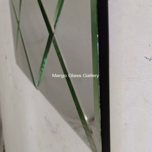 MG 065047 beveled mirror wajik uk 60 cm x 60 cm