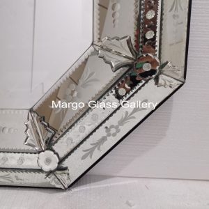 MG 080085 Octagonal Uk 80 x 100 cm – Artisan handcrafted mirror premium quality glass with ornate frame handcrafted in Indonesia