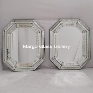 MG 080085 Octagonal Uk 80 x 100 cm – Premium handcrafted mirror premium quality glass with ornate frame handcrafted in Indonesia