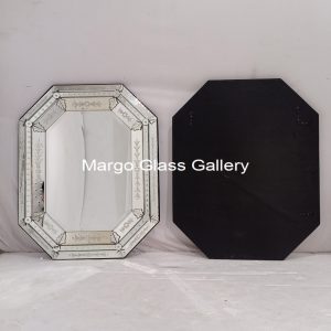 MG 080085 Octagonal Uk 80 x 100 cm – Artisan handcrafted mirror premium quality glass with ornate frame handcrafted in Indonesia