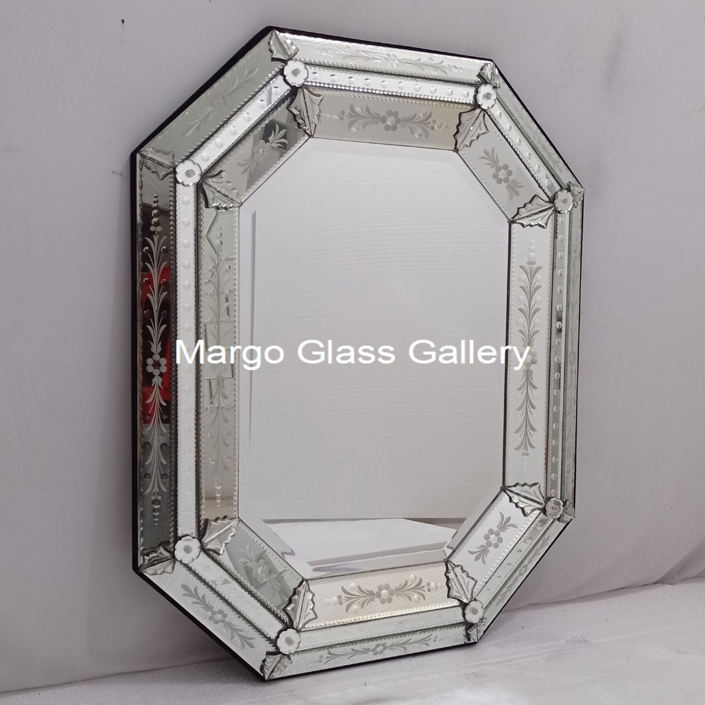 Octagonal venetian mirror