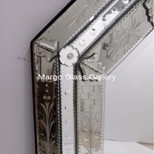 MG 080085 Octagonal Uk 80 x 100 cm – Elegant handcrafted mirror premium quality glass with ornate frame handcrafted in Indonesia