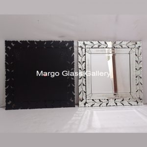 MG 080087 Deco order SG 07 Full Crown 77 x 77 cm – Elegant handcrafted mirror premium quality glass with ornate frame handcrafted in Indonesia