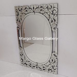 MG 080092 Venetian Mirror Batik Uk 120 cm x 80 cm – Premium venetian mirror hand-etched glass with ornate frame handcrafted in Indonesia