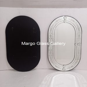 MG 080093 Venetian oval kapsul Uk 92 cm x 55 cm – Handcrafted venetian oval mirror hand-etched glass with decorative frame handcrafted in Indonesia