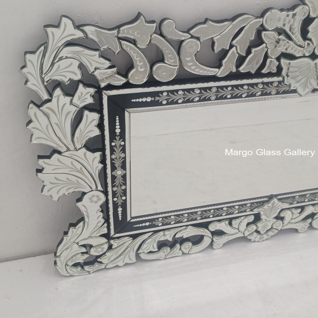 MG 013079 Venetian Mirror List Black Uk 150 cm x 90 cm – Luxury venetian mirror hand-etched glass with ornate frame handcrafted in Indonesia