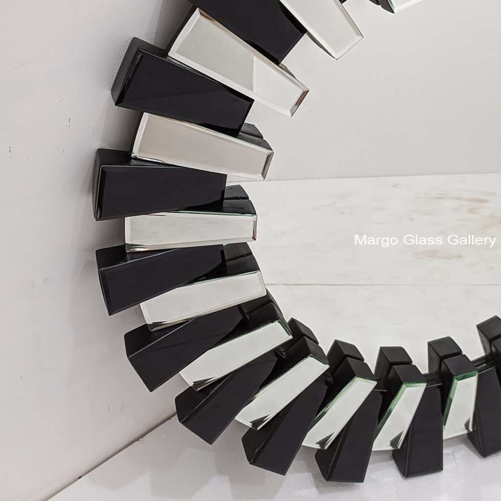 MG 013082 Modern Mirror Black Sun Overall 100 cm x 100 cm – Handcrafted decorative mirror mirror premium quality glass with ornate frame handcrafted in Indonesia