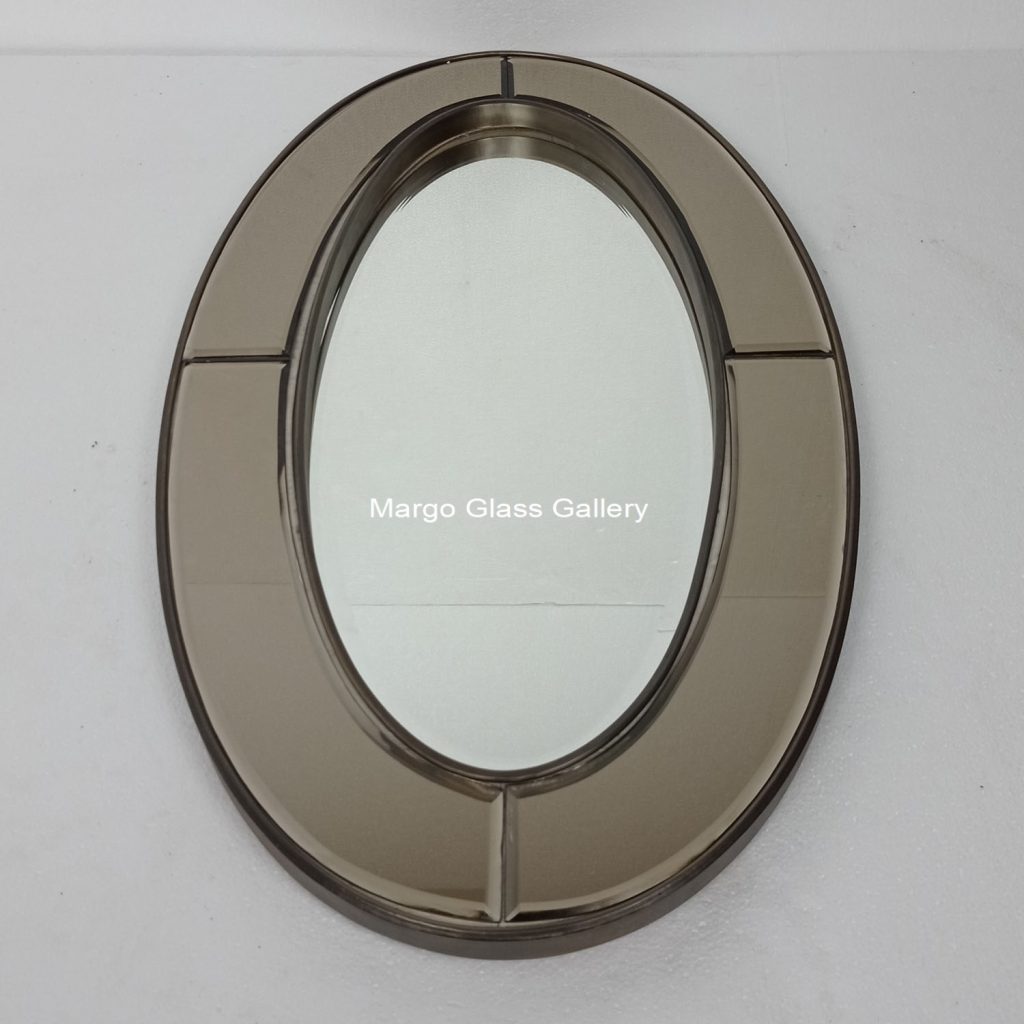 Oval Mirror Brown Brass Antique – Premium antique mirror antique glass with gold frame handcrafted in Indonesia