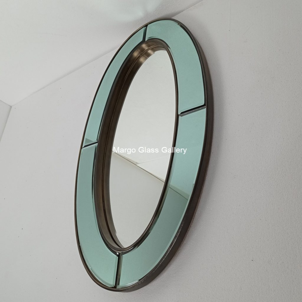 MG 004700 oval green BRASS ANTIQUE uk 81 x 47 cm – Artisan antique mirror antique glass with gold frame handcrafted in Indonesia