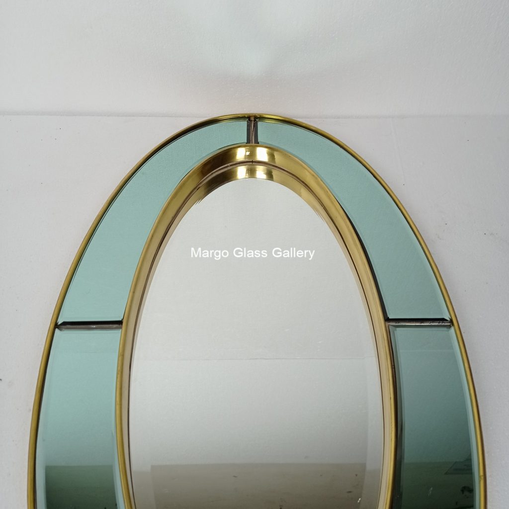 MG 004700 oval green BRASS SHOLID uk 81 x 47 cm – Elegant handcrafted mirror premium quality glass with ornate frame handcrafted in Indonesia