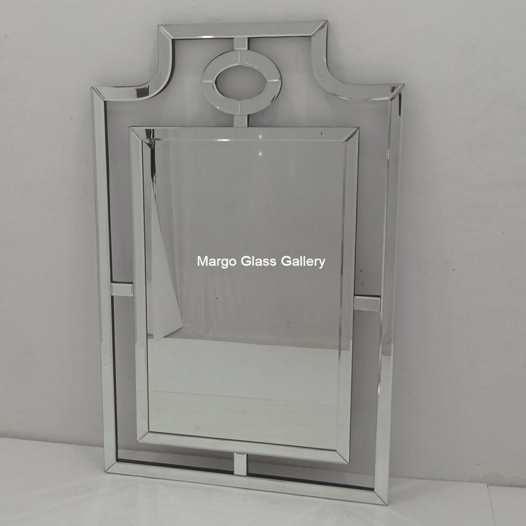 MG 004706 Bathroom Wall Mirror Uk 140 cm x 90 cm – Handcrafted decorative mirror mirror premium quality glass with ornate frame handcrafted in Indonesia