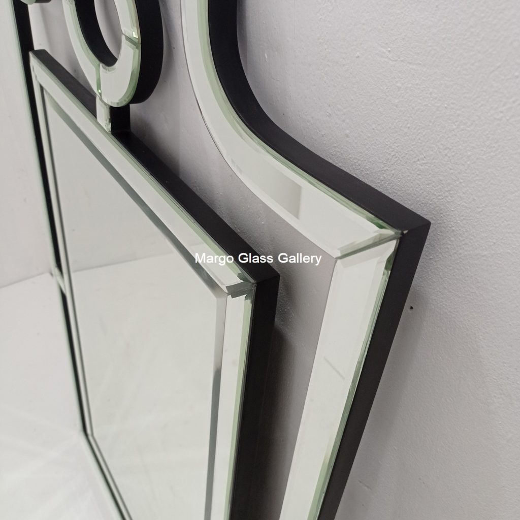 MG 004706 Bathroom Wall Mirror Uk 140 cm x 90 cm – Luxury decorative mirror mirror premium quality glass with ornate frame handcrafted in Indonesia