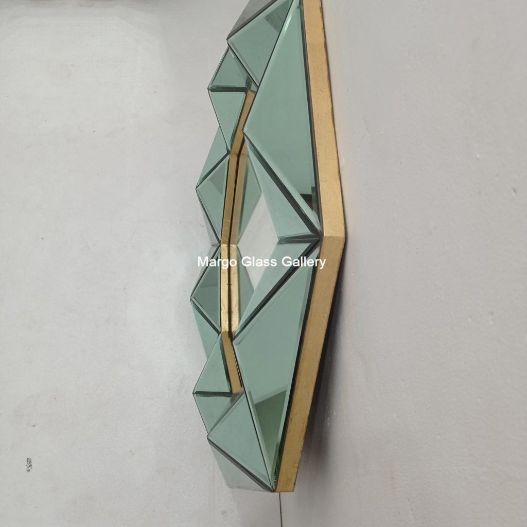 MG 004708 Modern Mirror Frame Gold Cermin Hijau 85 x 85 cm – Elegant decorative mirror mirror premium quality glass with ornate frame handcrafted in Indonesia