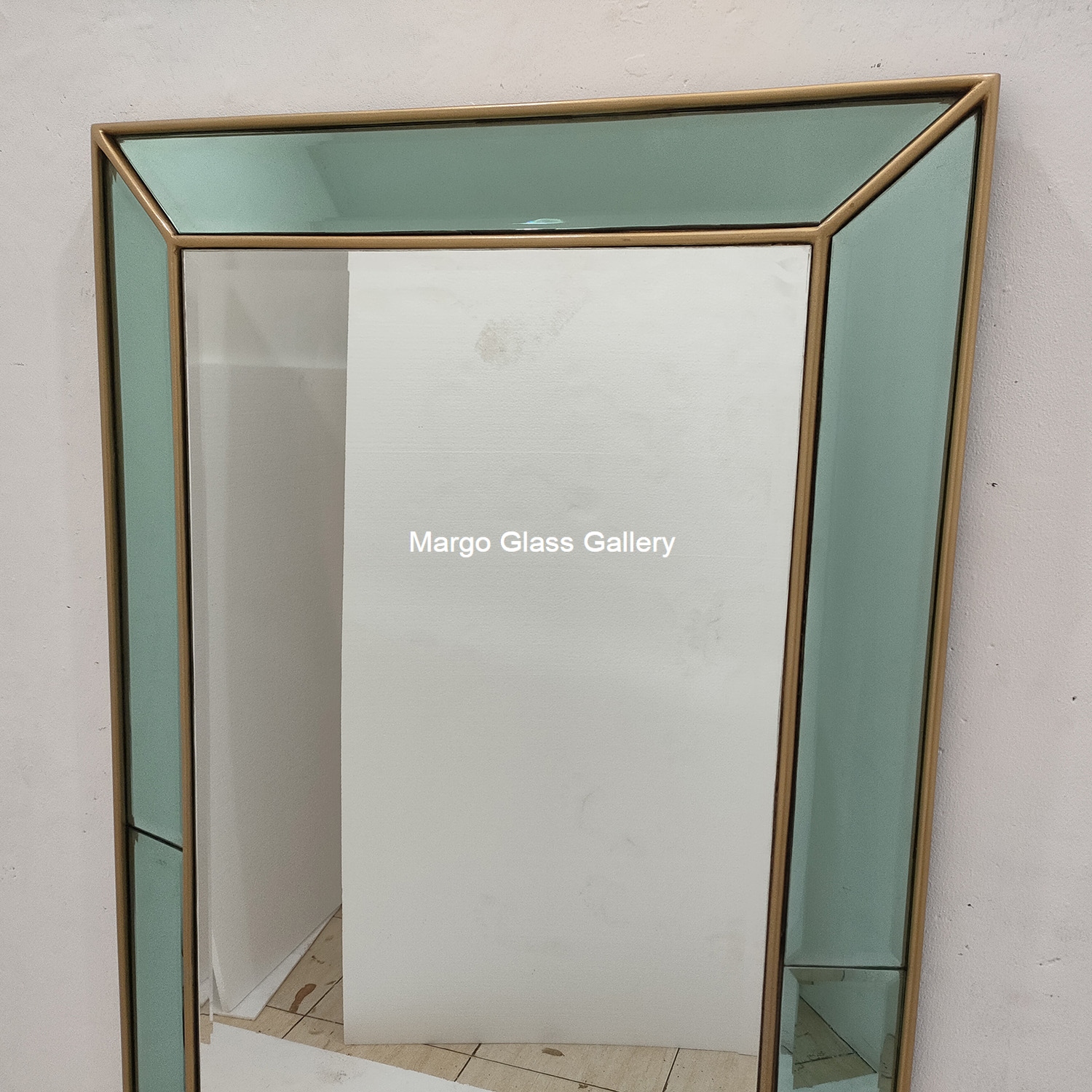 Rectangular Mirror Frame Green MG 004716