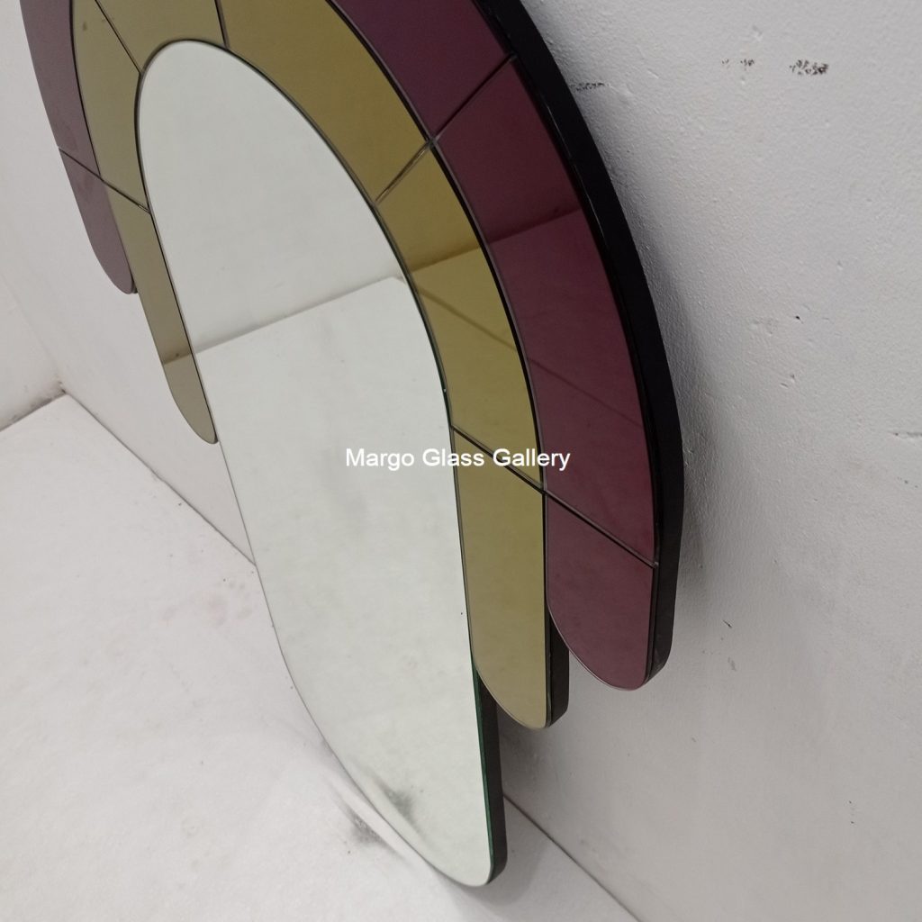 MG 004726 Modern Wall Mirror Kapsul Uk 120 cm x 77 cm – Elegant decorative mirror mirror premium quality glass with ornate frame handcrafted in Indonesia