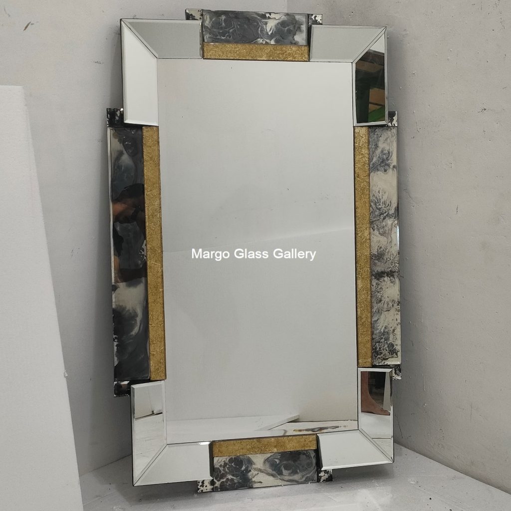 MG 004754 Wall Mirror overall 123 cm x 75 cm – Elegant decorative mirror mirror premium quality glass with ornate frame handcrafted in Indonesia