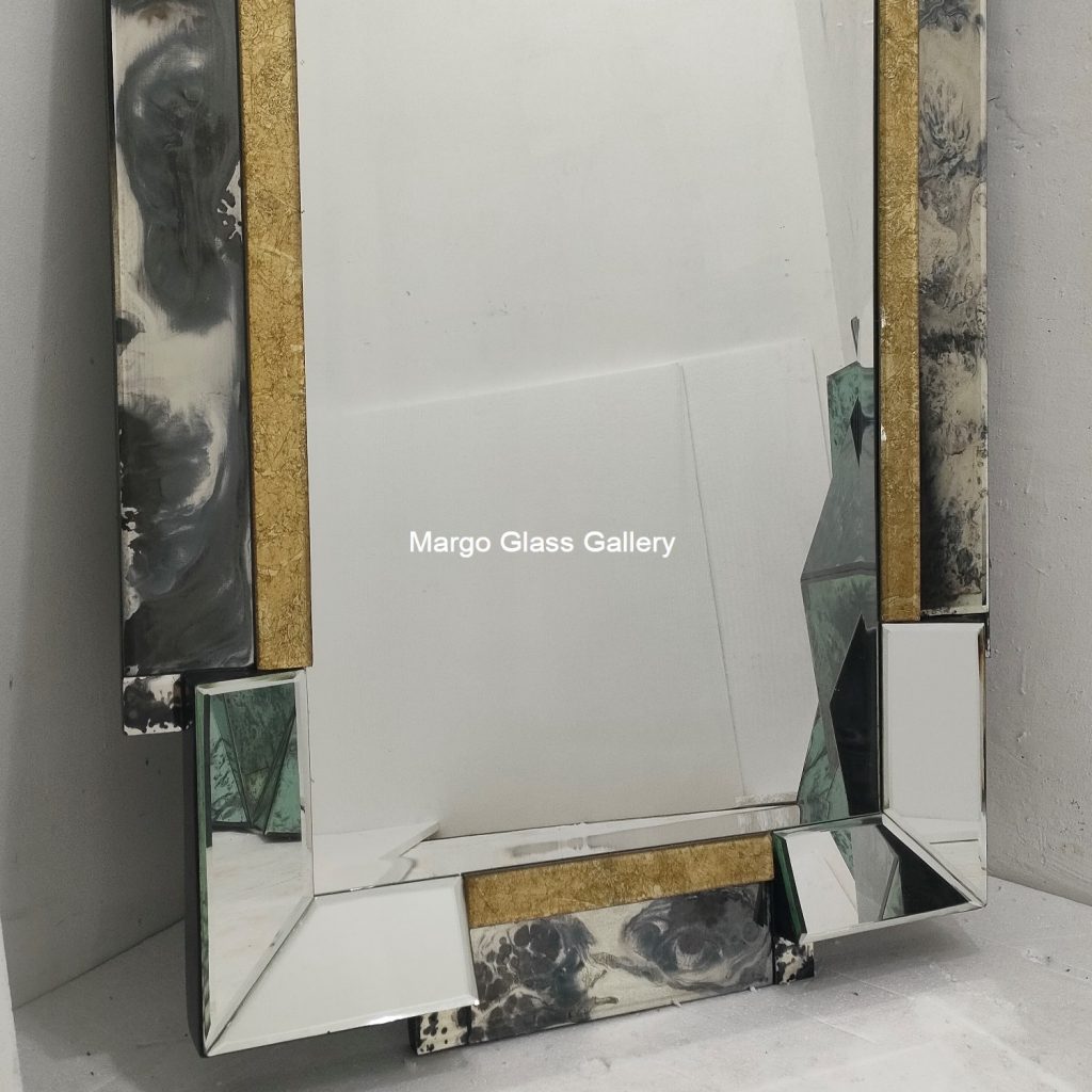 MG 004754 Wall Mirror overall 123 cm x 75 cm – Premium decorative mirror mirror premium quality glass with ornate frame handcrafted in Indonesia