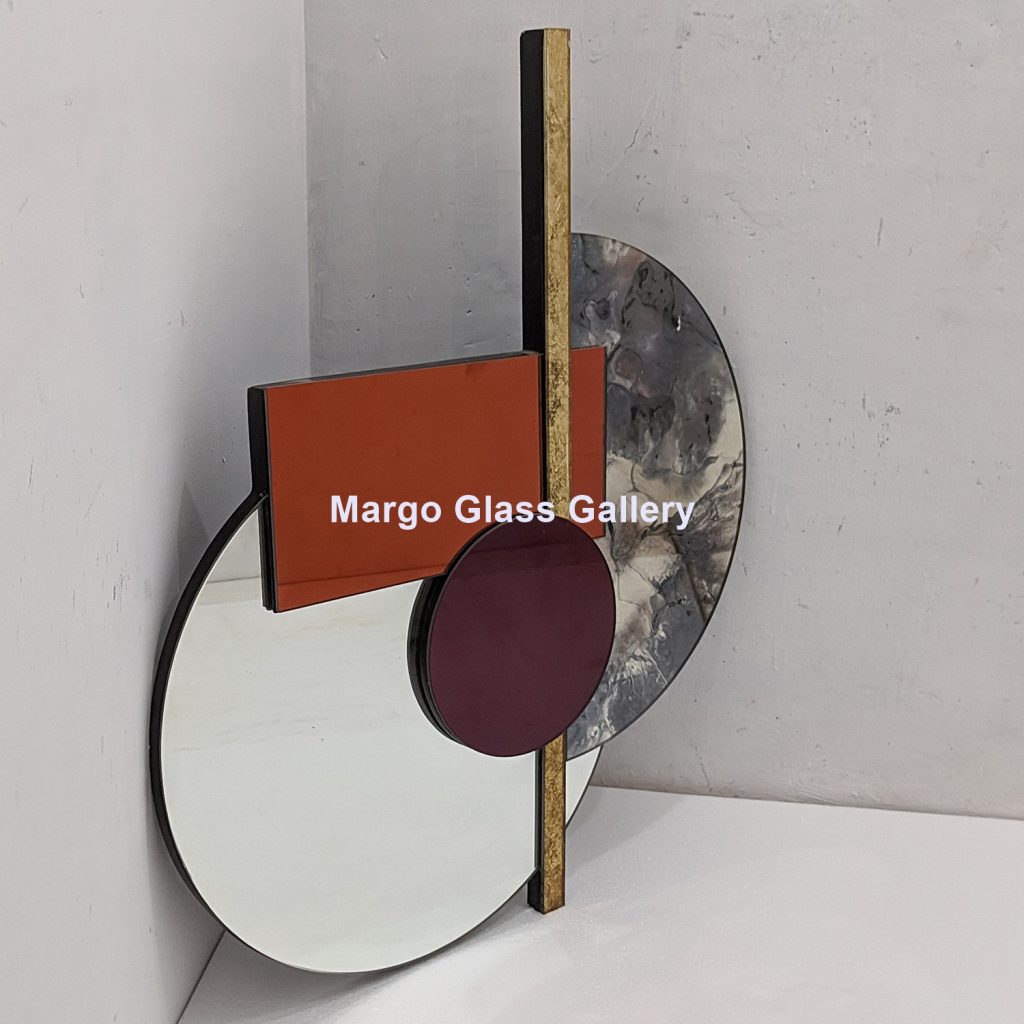 MG 004757 Wall Mirror Overall 90 cm x 76 cm – Handcrafted decorative mirror mirror premium quality glass with ornate frame handcrafted in Indonesia