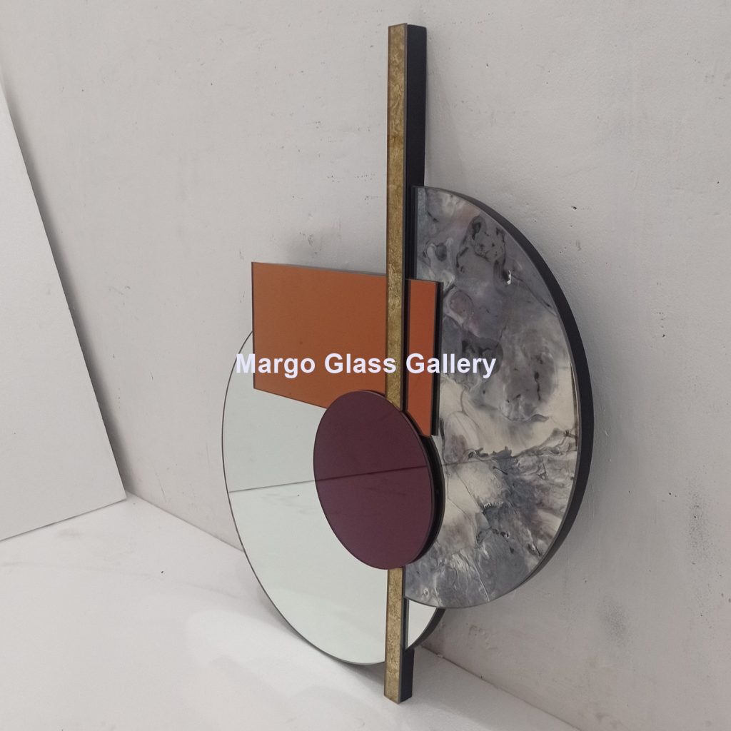 MG 004757 Wall Mirror Overall 90 cm x 76 cm – Luxury decorative mirror mirror premium quality glass with ornate frame handcrafted in Indonesia