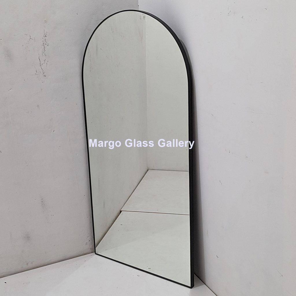 MG 004758 IDARCH Arched Mirror 122 cm x 61cm – Classic decorative mirror mirror premium quality glass with ornate frame handcrafted in Indonesia