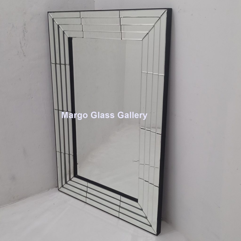 MG 004778 Modern Mirror Minimalit Uk 120 cm x 80 cm – Premium decorative mirror mirror premium quality glass with ornate frame handcrafted in Indonesia
