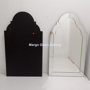 MG 004782 Modern Minimalis overall 122 cmx 77 cm – Premium handcrafted mirror premium quality glass with ornate frame handcrafted in Indonesia