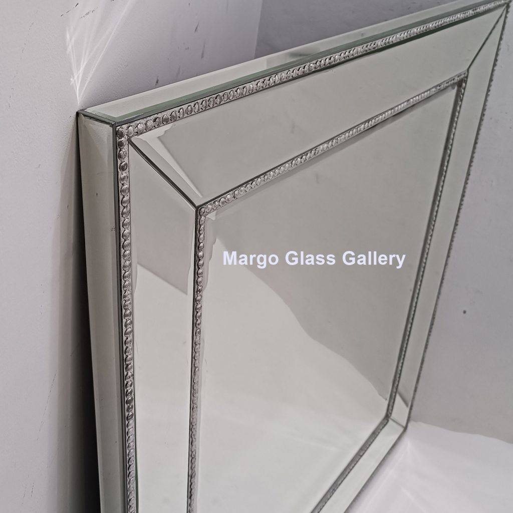 MG 004791 Square Mirror Uk 120 cm x 110 cm List silver – Elegant decorative mirror mirror premium quality glass with ornate frame handcrafted in Indonesia