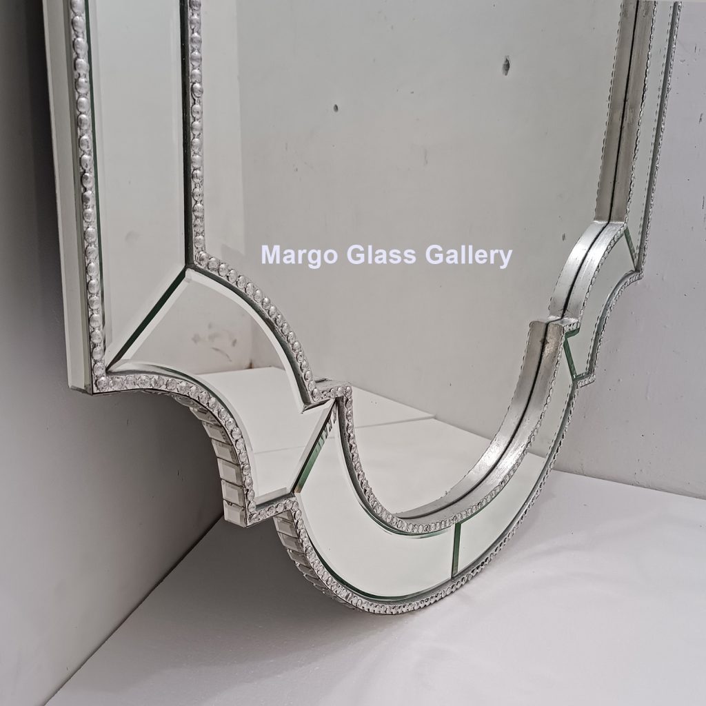 MG 004792 Modern Mirror Uk. 140 cm x 100 cm List Silver – Luxury decorative mirror mirror premium quality glass with ornate frame handcrafted in Indonesia
