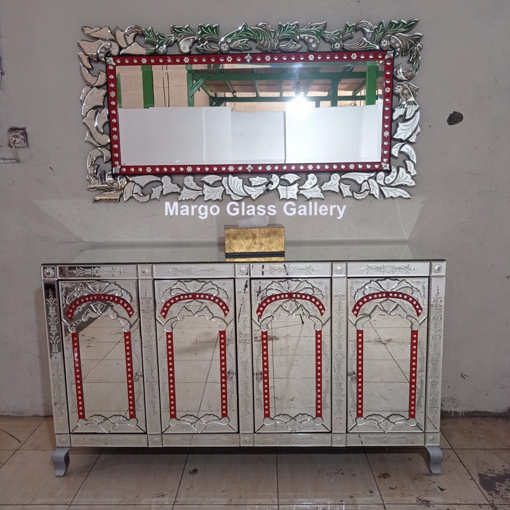 MG 006297 Set Cemin Dan Kabinet Cermin 160 x 80 cm dan kabinet 160 x 50 x 90 cm – Premium handcrafted mirror premium quality glass with ornate frame handcrafted in Indonesia