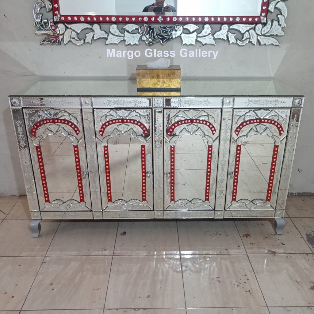 MG 006297 Set Cemin Dan Kabinet Cermin 160 x 80 cm dan kabinet 160 x 50 x 90 cm – Classic handcrafted mirror premium quality glass with ornate frame handcrafted in Indonesia