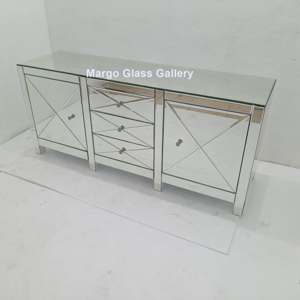 MG 006303 Cabinet Uk 160 cm x 45 cm x 70 cm tengah laci 3 kanan kiri pintu – Classic handcrafted mirror premium quality glass with ornate frame handcrafted in Indonesia