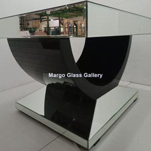MG 006304 Meeting Table Uk 147 cm x 121 cm – Luxury handcrafted mirror premium quality glass with ornate frame handcrafted in Indonesia