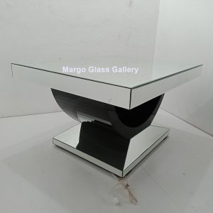 MG 006304 Meeting Table Uk 147 cm x 121 cm x 84 cm – Classic handcrafted mirror premium quality glass with ornate frame handcrafted in Indonesia