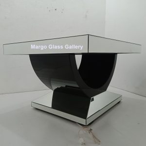 MG 006304 Meeting Table Uk 147 cm x 121 cm x 84 cm – Artisan handcrafted mirror premium quality glass with ornate frame handcrafted in Indonesia