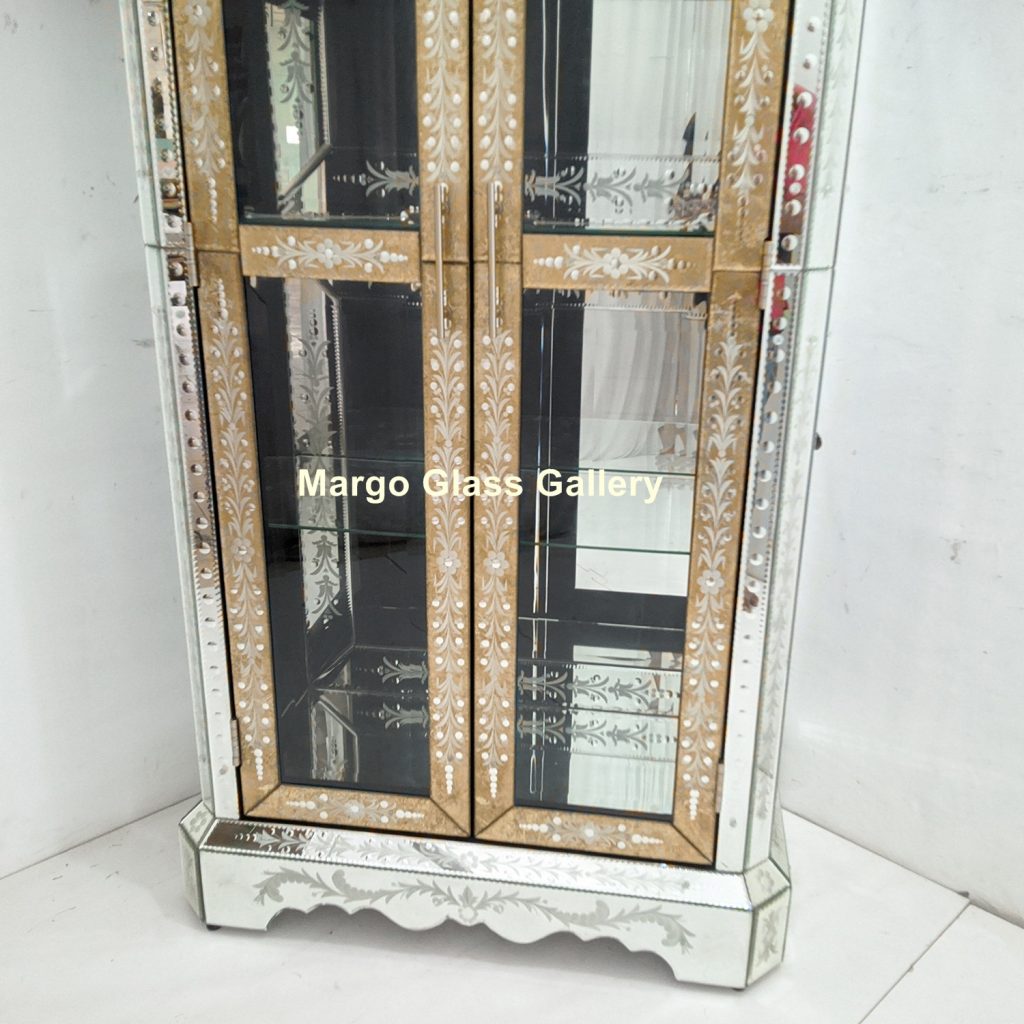 MG 006318 Lemari Uk 101 x 51 x 202 cm – Handcrafted handcrafted mirror premium quality glass with ornate frame handcrafted in Indonesia