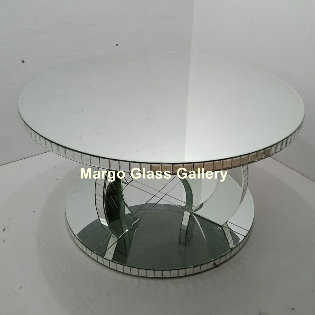 MG 006325 DiningTable Top dia 160 cm tinggi 80 cm bottom Dia 120 cm – Elegant handcrafted mirror premium quality glass with ornate frame handcrafted in Indonesia
