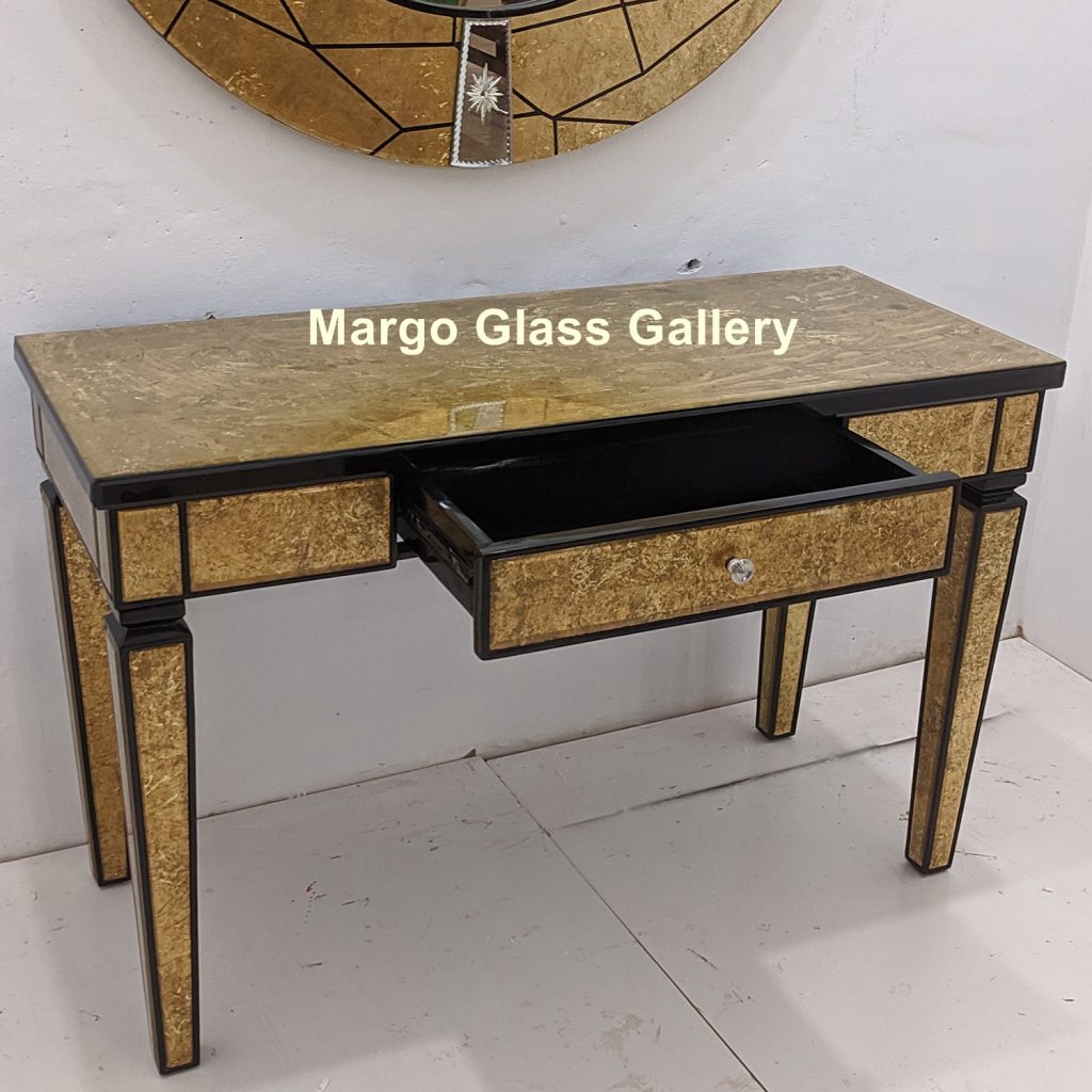 MG 006327 Verre Eglomise Mirror 120 cm x120 cm Table WDH 120 cm x 40 cm x 75 cm – Luxury eglomise mirror silver eglomise glass handcrafted in Indonesia